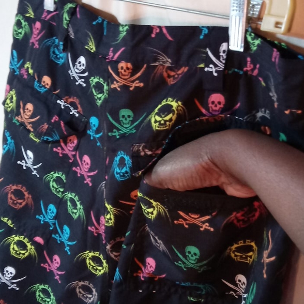 Gama Shorts - Picture 4 of 5